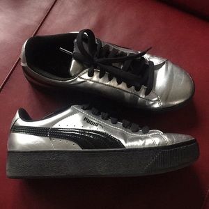 Puma Vikky Platform Metallic sneaker